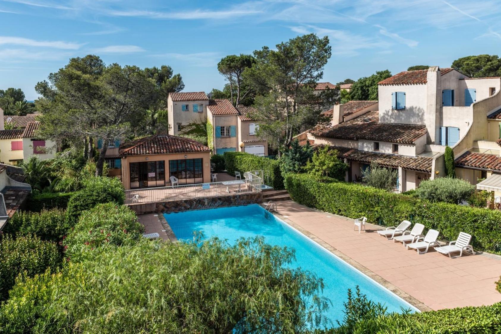 Appartement Le Poisson bleu Saint-Raphaël Extérieur photo